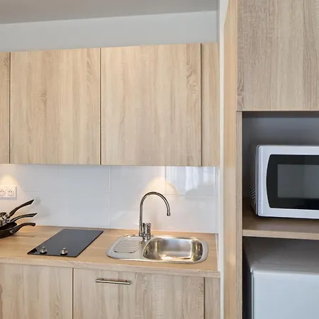 Zenitude Hotel-residences Centre Aparthotel